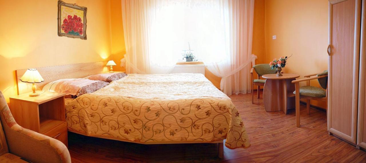 Bajka Bed & Breakfast Dabki Exterior photo